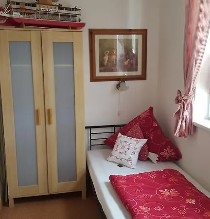 Apartment Gaestehaus Alwine 6 Groemitz